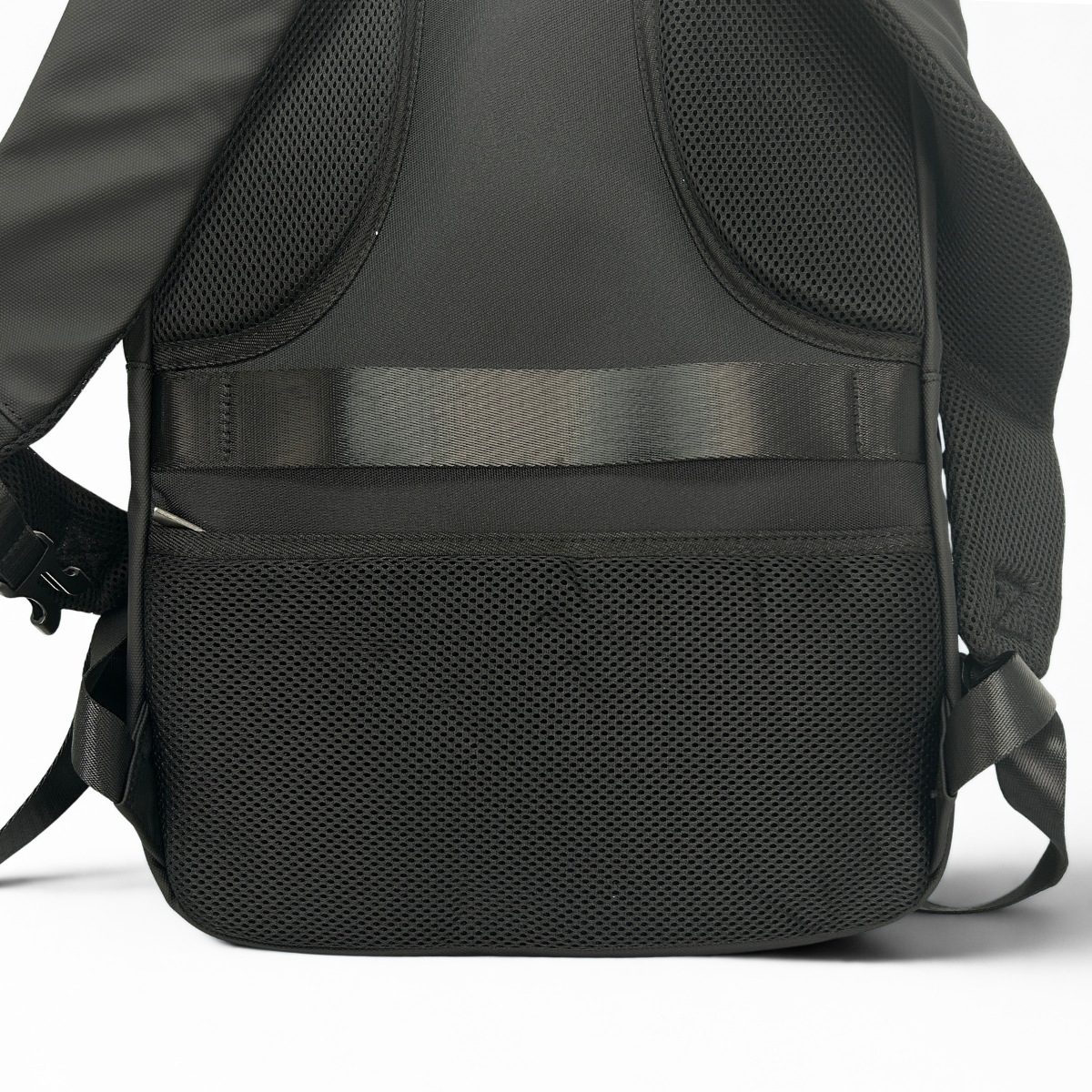 Mochila Ejecutiva UTAZO Escala Eclipse · 30L
