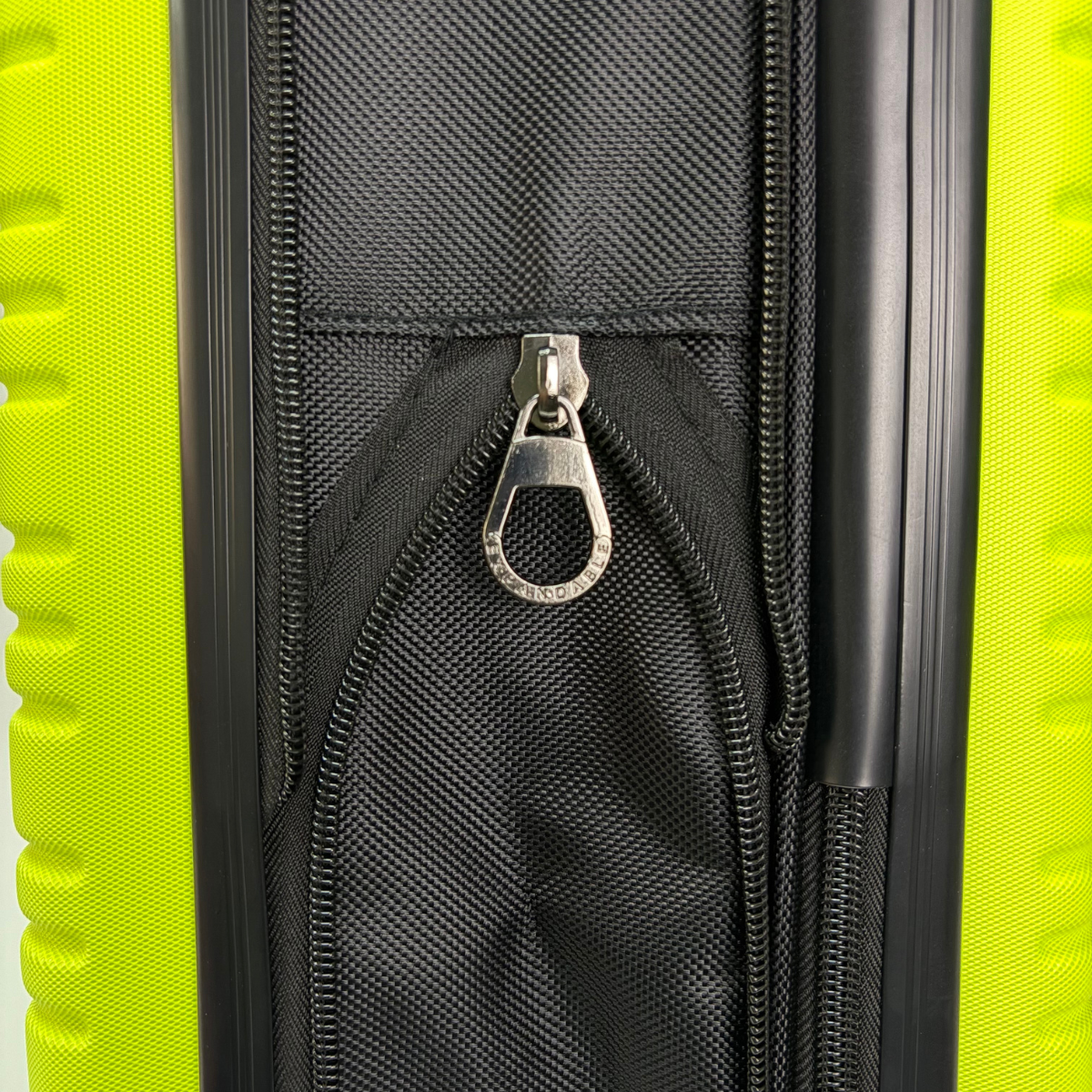 Maleta de Cabina UTAZO Expansión · 20" · 10kg